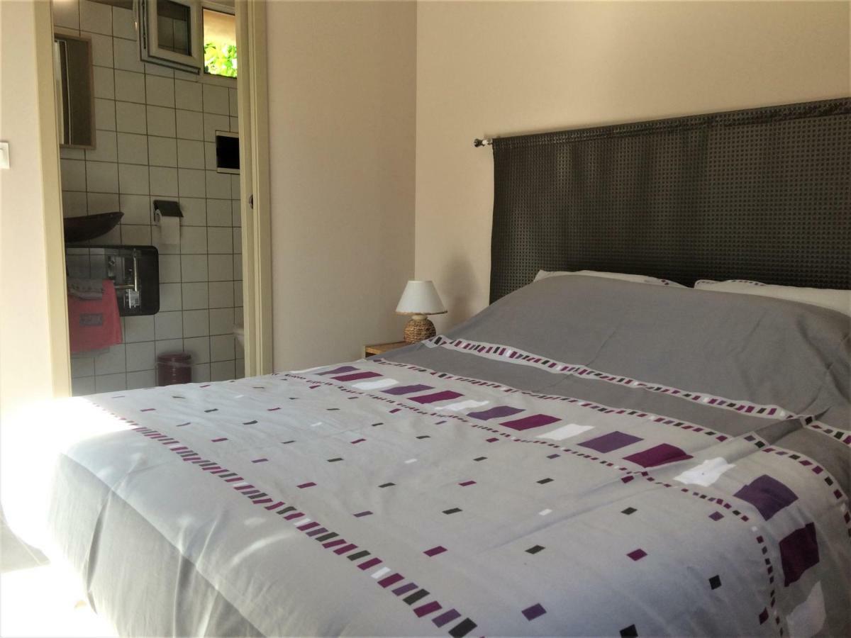 Hotel Les Deux Chemins Mons  Esterno foto