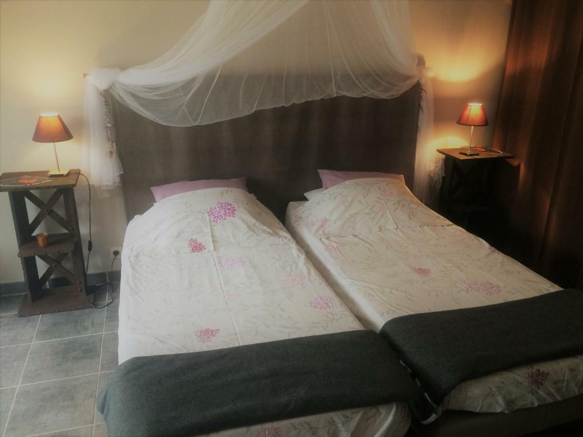 Hotel Les Deux Chemins Mons  Esterno foto